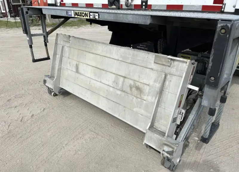 2022 Freightliner M2 photo 15