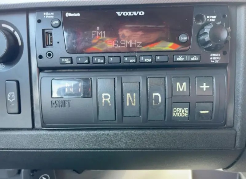 2022 Volvo VNL760 photo 20