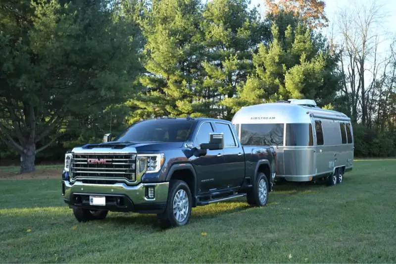 2022 Airstream Flying Cloud 25’ – Mint Condition photo 8