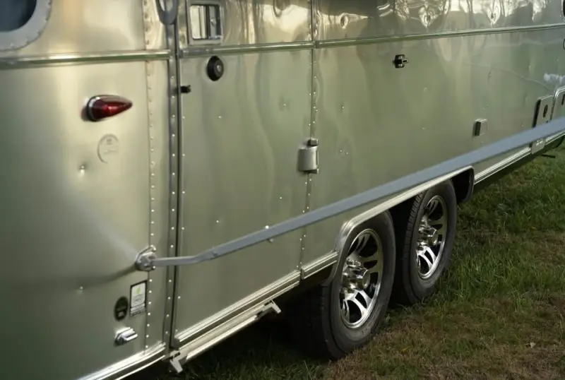 2022 Airstream Flying Cloud 25’ – Mint Condition photo 15