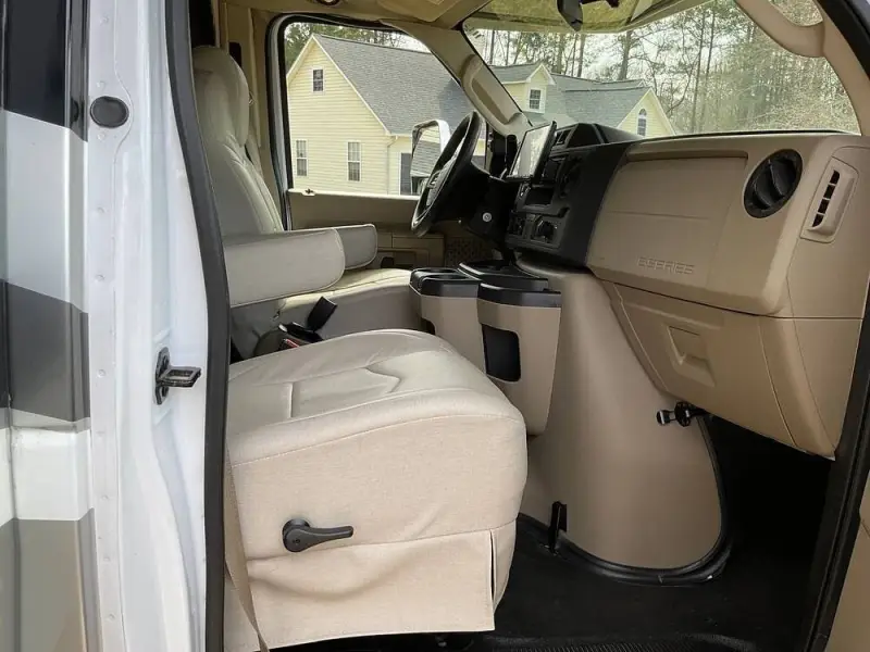 2022 Jayco Greyhawk Prestige 29MVP photo 8