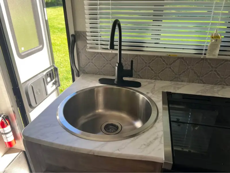 2024 Coachman Cross Trail 23XG photo 10