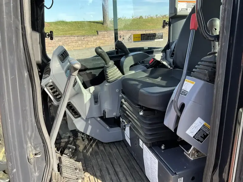 2022 Kubota KX040-4 Mini Excavator photo 26