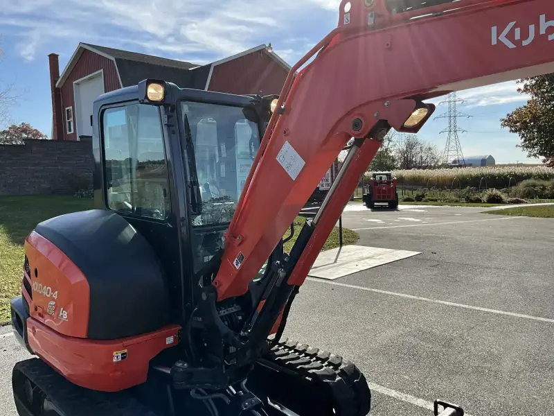 2022 Kubota KX040-4 Mini Excavator photo 6