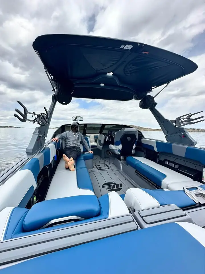 2023 Malibu 23LSV photo 8