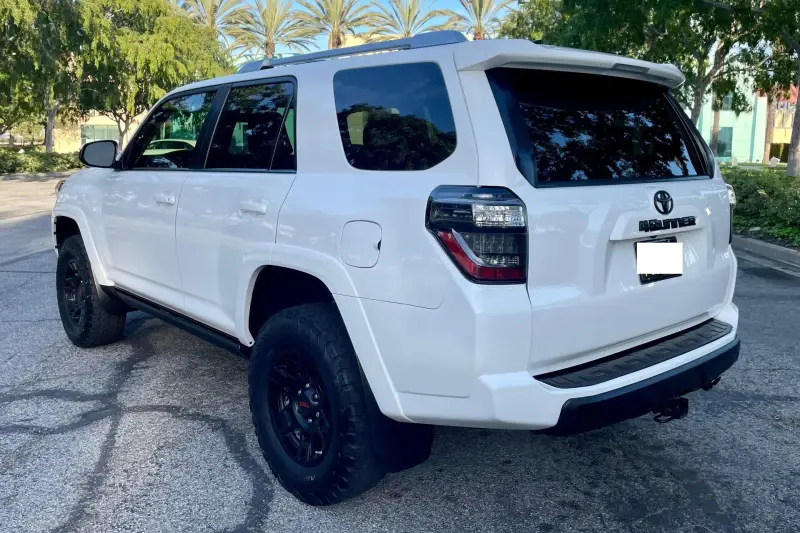 2016 Toyota 4Runner SR5 4x4 photo 5