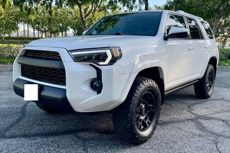 2016 Toyota 4Runner SR5 4x4 photo 40