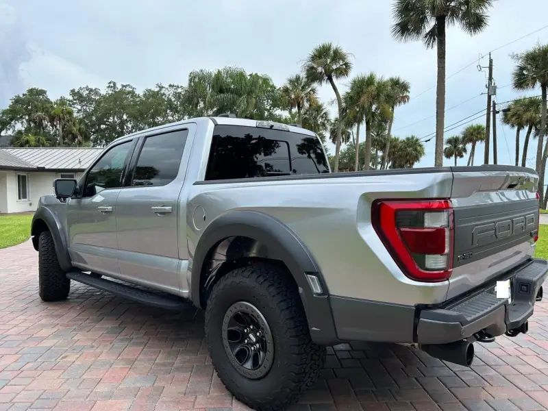 2022 Ford F-150 Raptor photo 16