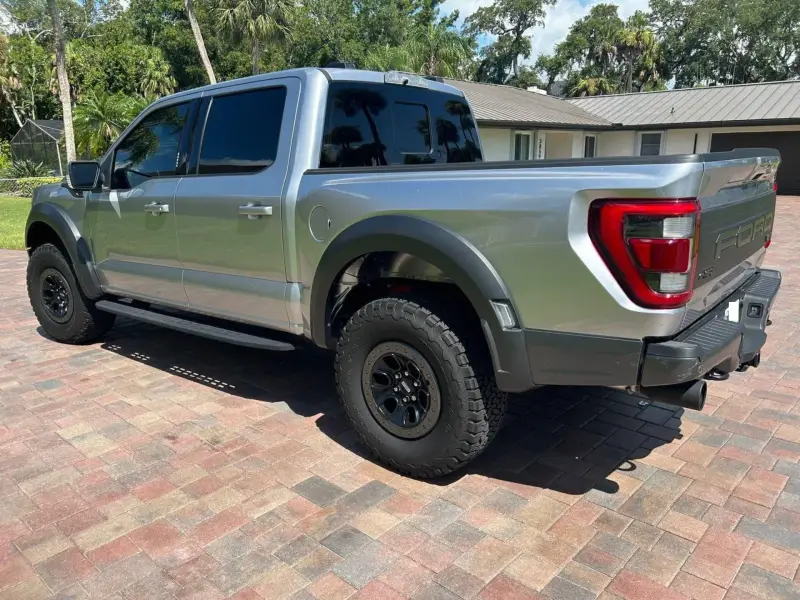2022 Ford F-150 Raptor photo 13