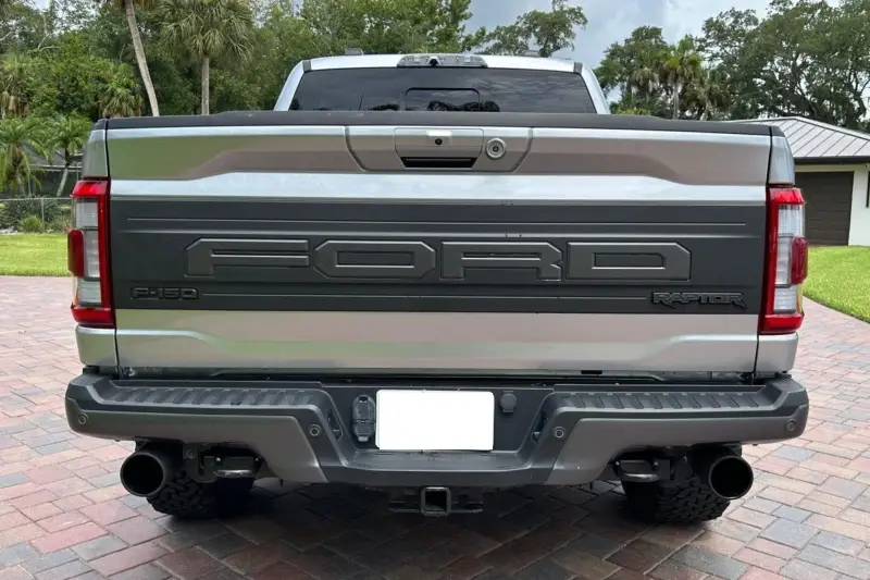 2022 Ford F-150 Raptor photo 7