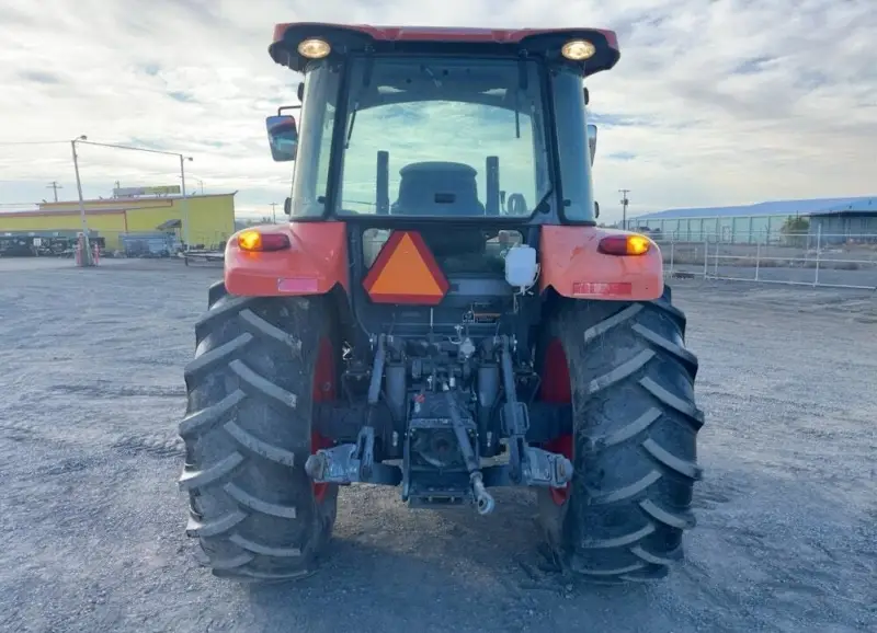 2016 Kubota M5 photo 8