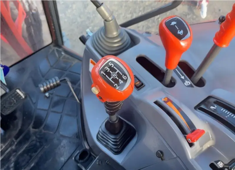2016 Kubota M5 photo 20