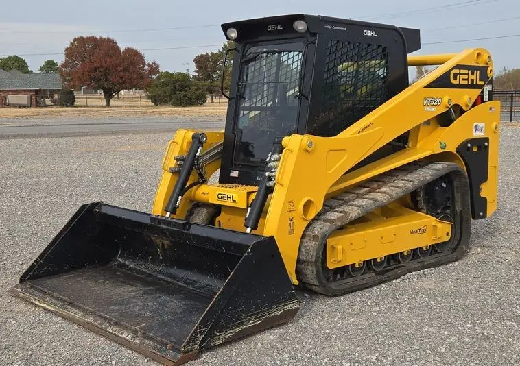 2023 Gehl VT320 photo 1