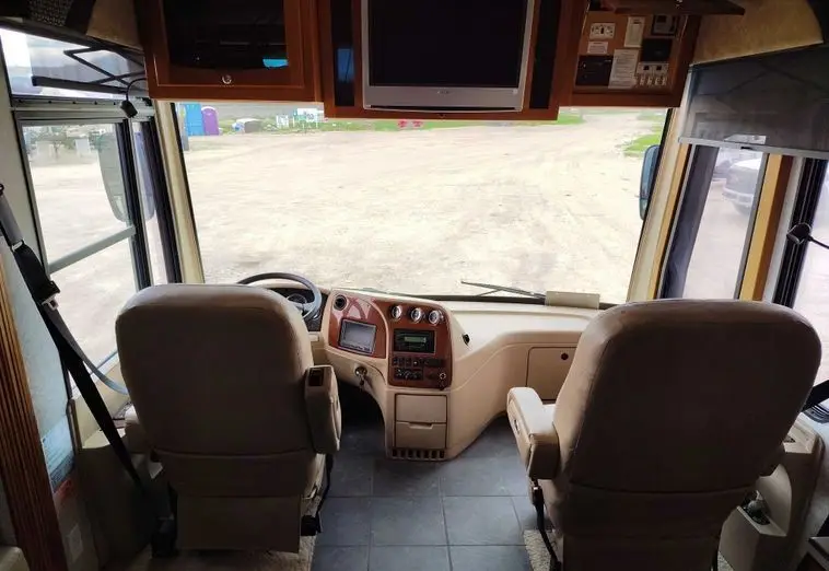 2007 Newmar Dutch Star 4304 photo 142
