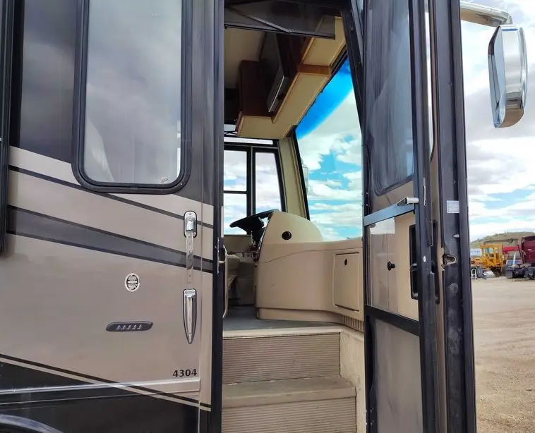 2007 Newmar Dutch Star 4304 photo 84