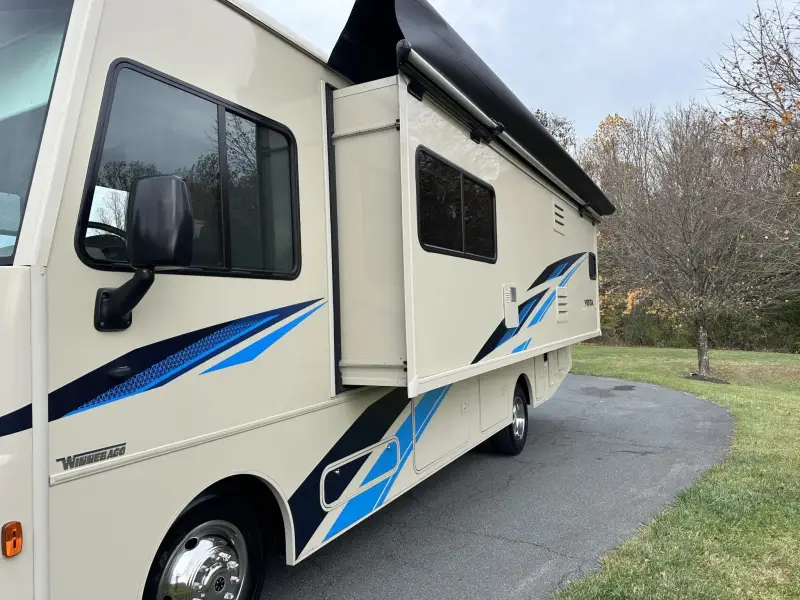 2019 Winnebago Vista 29VE photo 19