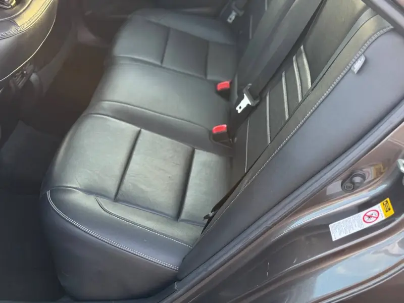 2017 Toyota Camry photo 18