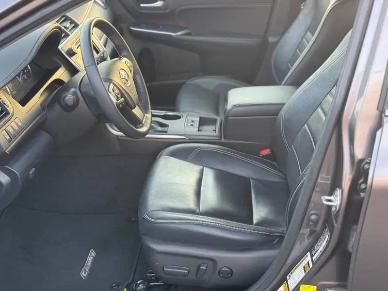 2017 Toyota Camry photo 15