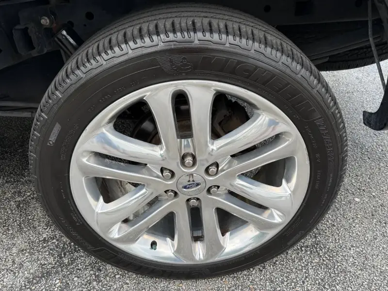 2014 Ford  F-150 LIMITED photo 20