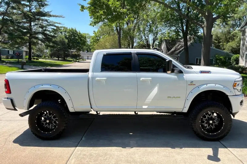 2020 Ram 2500 Big Horn Crew Cab 4x4 photo 4