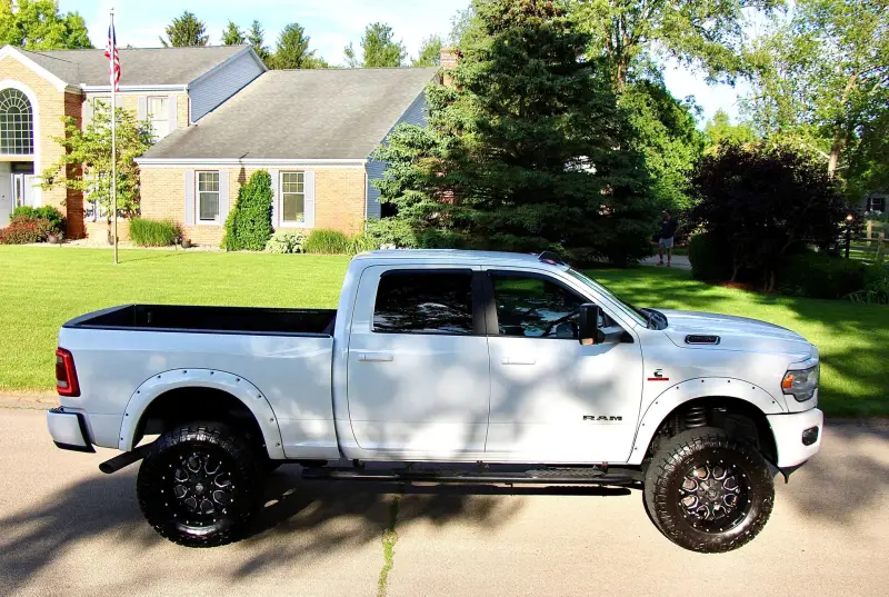 2020 Ram 2500 Big Horn Crew Cab 4x4 photo 10