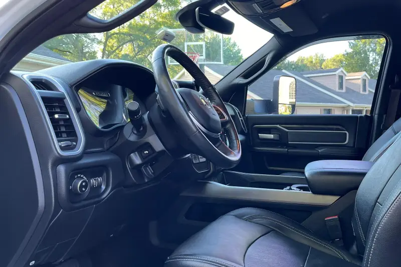2020 Ram 2500 Big Horn Crew Cab 4x4 photo 18