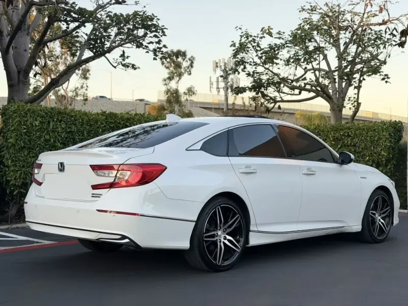 2022 Honda Accord photo 6