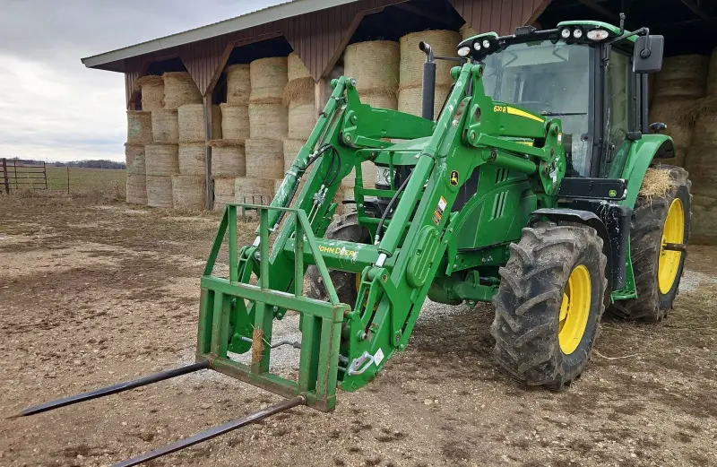 2022 John Deere 6130M photo 1