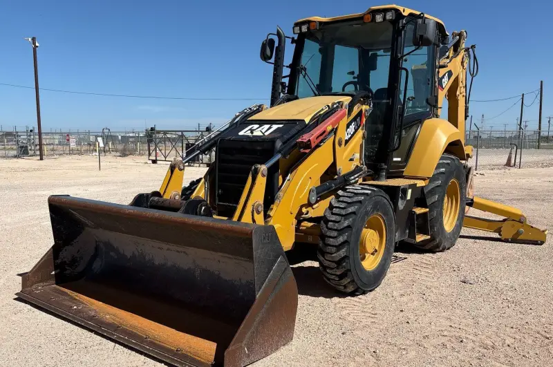2019 Caterpillar 420F2 IT photo 1